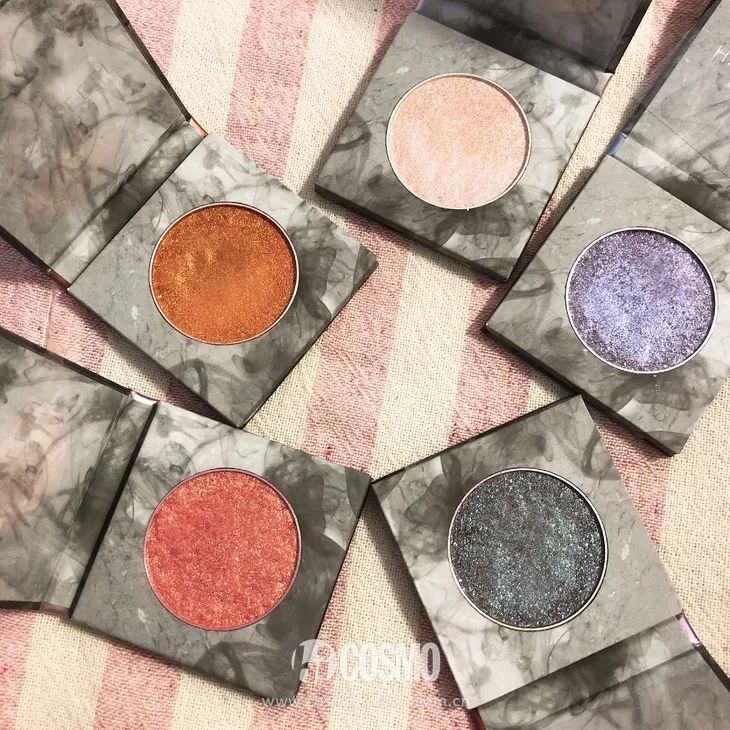 美人计|龙妈竟然用中国眼影化妆?等不及看外国代购来中国买买买了