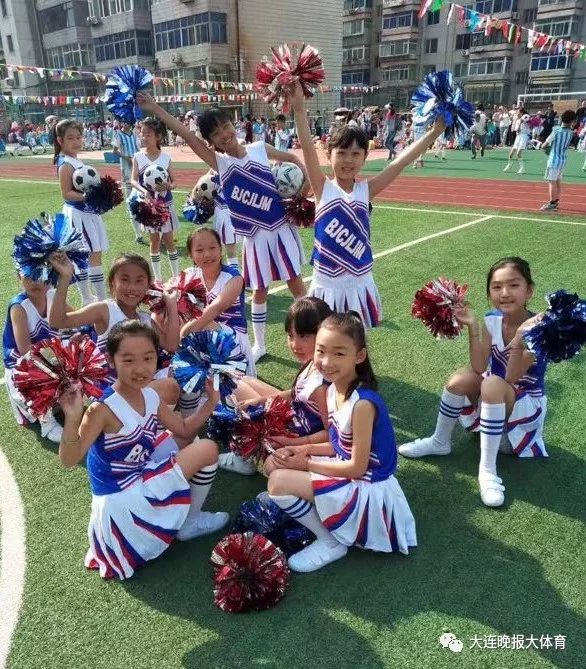 「足球倾城·大连青训模式探索之五」大连中山区白云小学，将足球文化足球文化渗透进校园建设的血液中