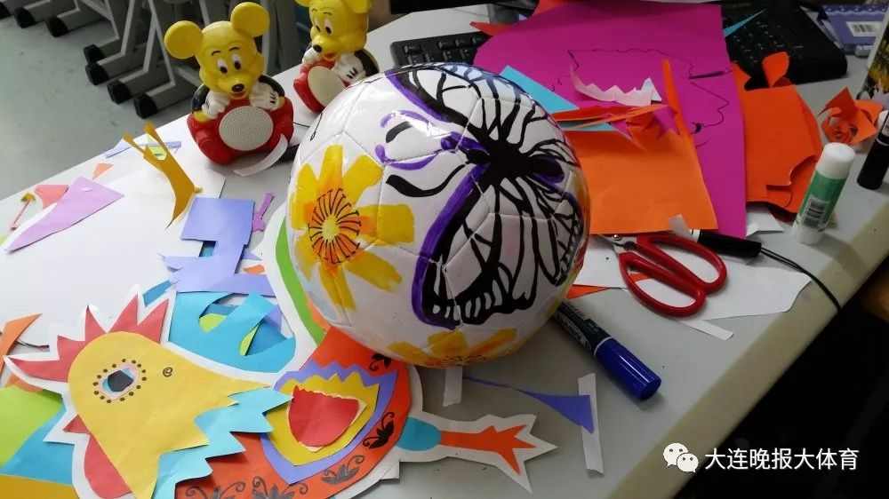 「足球倾城·大连青训模式探索之五」大连中山区白云小学，将足球文化足球文化渗透进校园建设的血液中