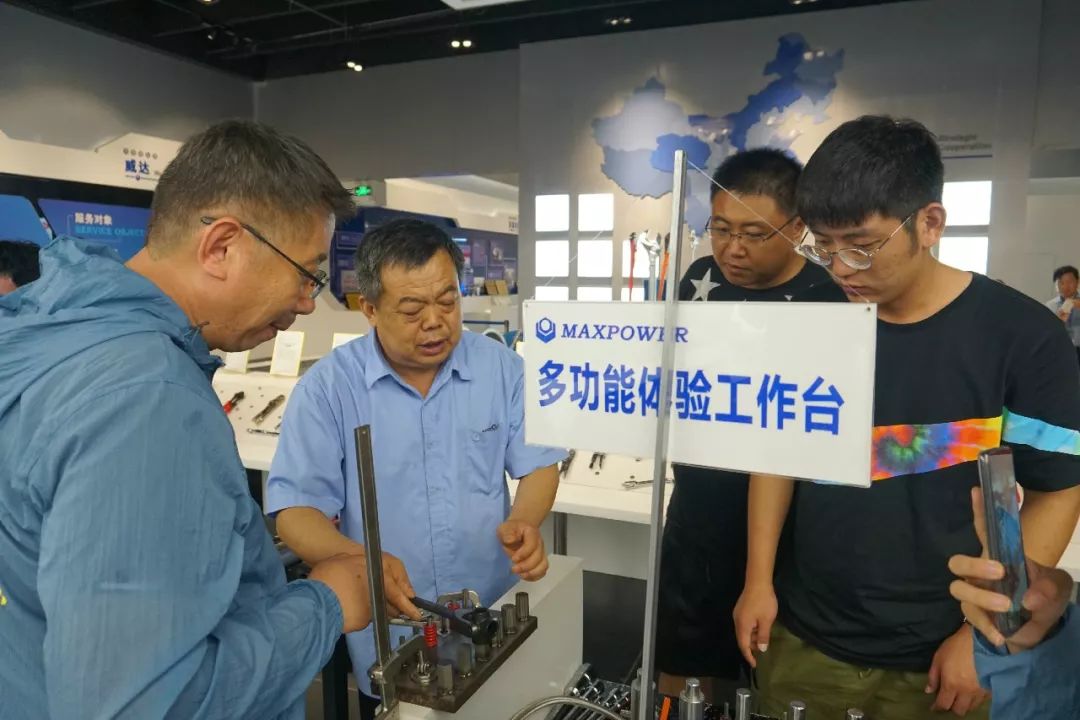 威力工具小扳手,文登威力工具活扳手生产视频