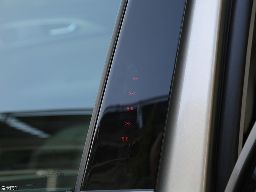 a4l对比林肯mkz,林肯mkz和奥迪a4l哪个档次高