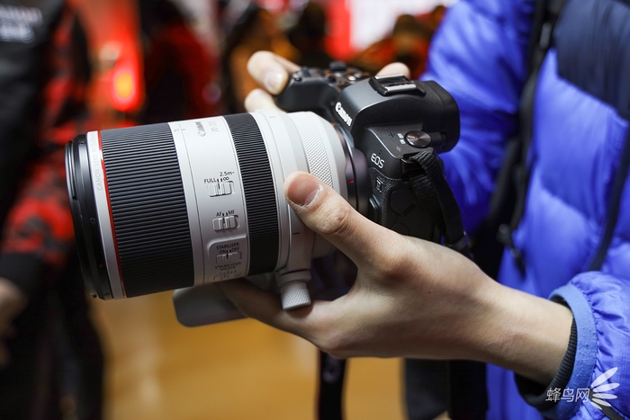 佳能eos90d是微单吗,佳能eos90d镜头购买推荐