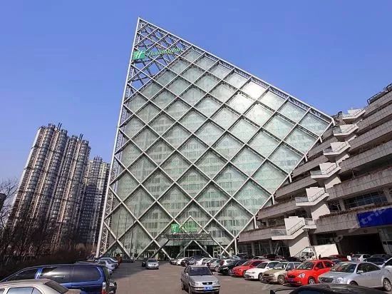 海滨假日花园喜来登酒店,烟台开发区海滨假日花园喜来登