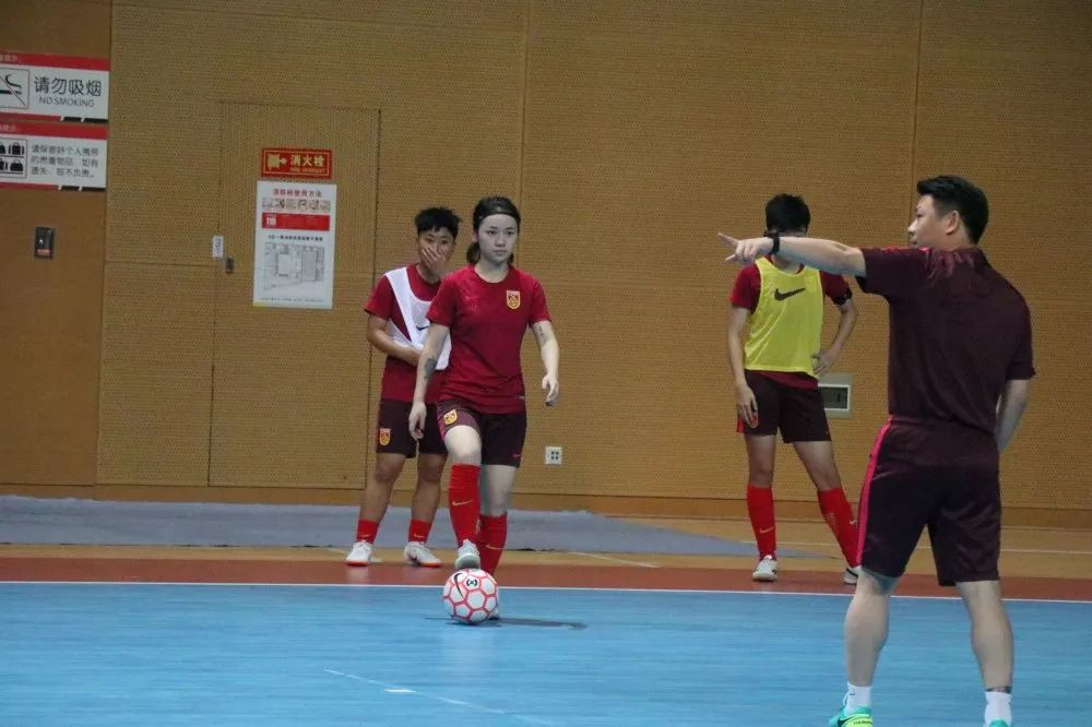 迎大运蓉港公益足球赛多少门票,青白江区运动会足球