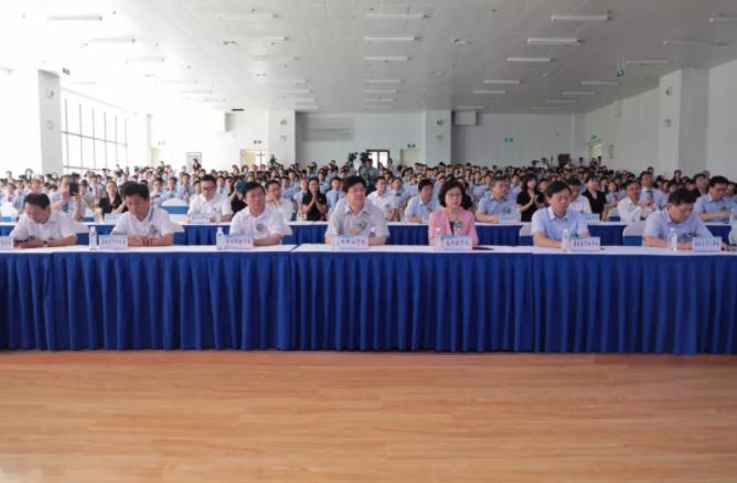 郑州二中和河南省实验中学,郑州第二实验高中