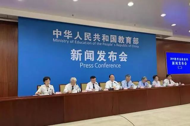 小学语文新课程标准试题及答案,小学语文新课程标准最新修订版