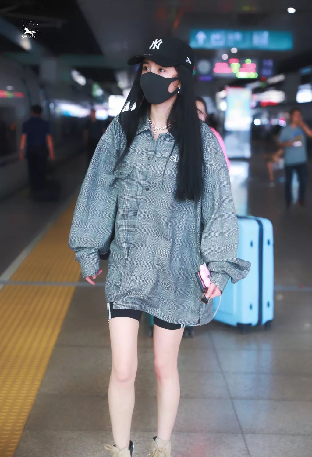 杨幂的男朋友穿什么衣服好看,杨幂穿男人衣服