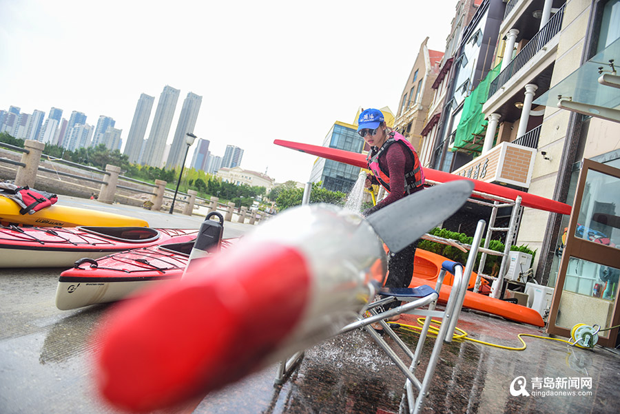 逐浪女孩刘昊：退役后拿下亚洲冠军
