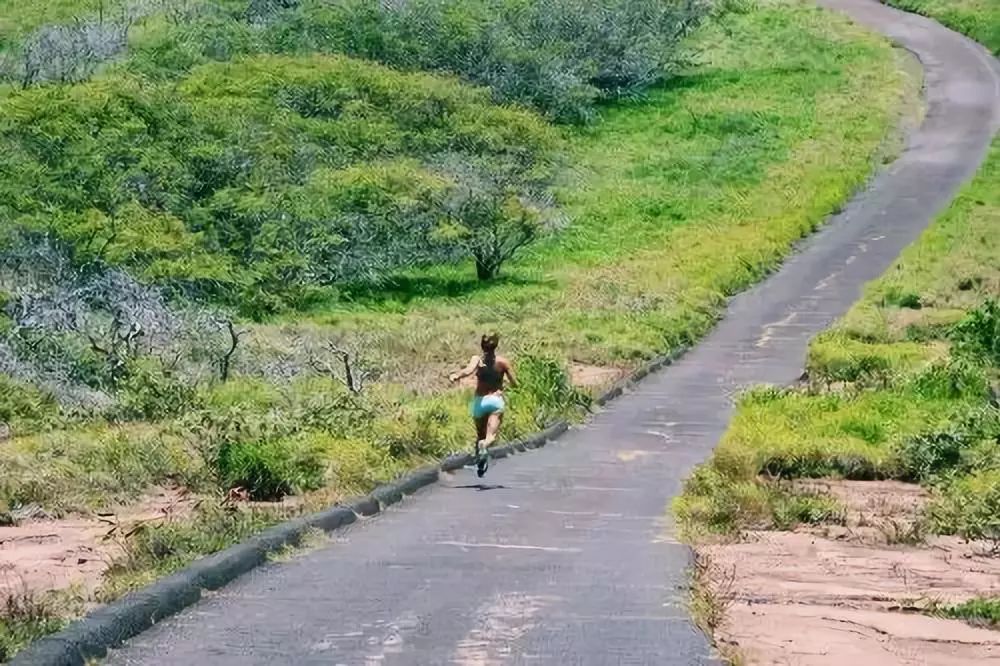 登山跑减脂效果好吗,减脂跑几公里合适
