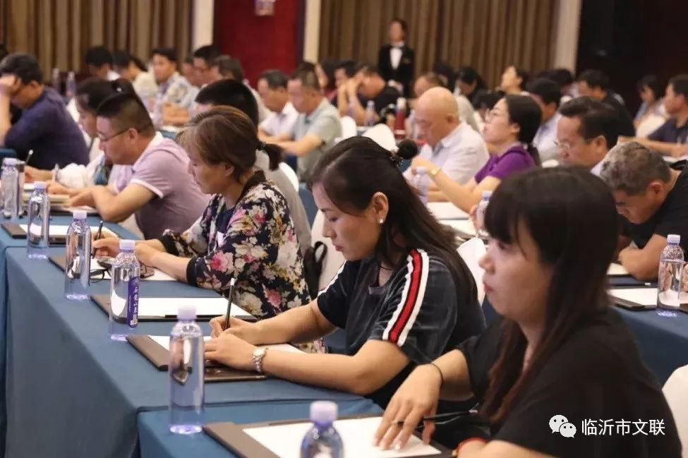 全国第一届青少年书法作品展启动仪式暨全国青少年书法教育论坛在临沂举办