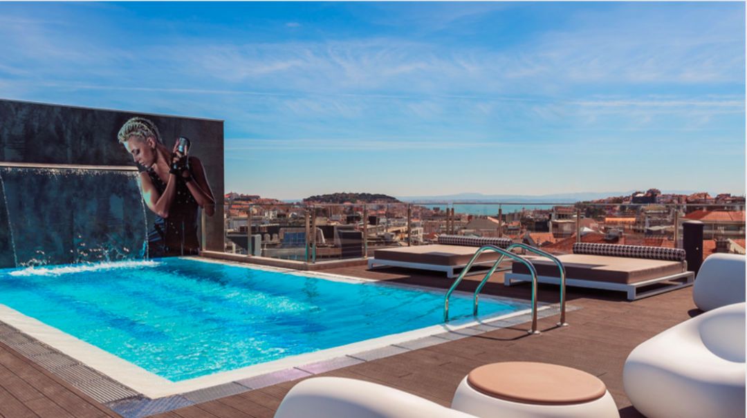 黑胶、吉他、音响齐入梦！在这些酒店与音乐*眠同**