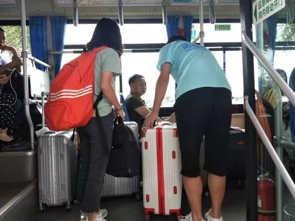 最美不过初相见不期而遇,最美不过初相见一路走好