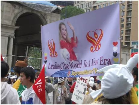 内幕曝光！这个“女魔头”竟是全球最大素食连锁餐厅的幕后老板！