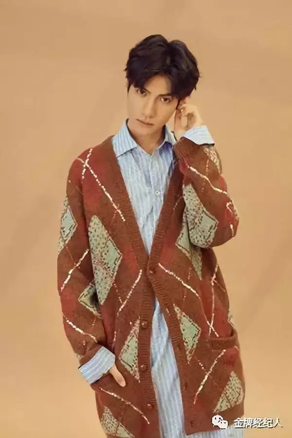 吴京躲避子弹,吴京攀登者无替身