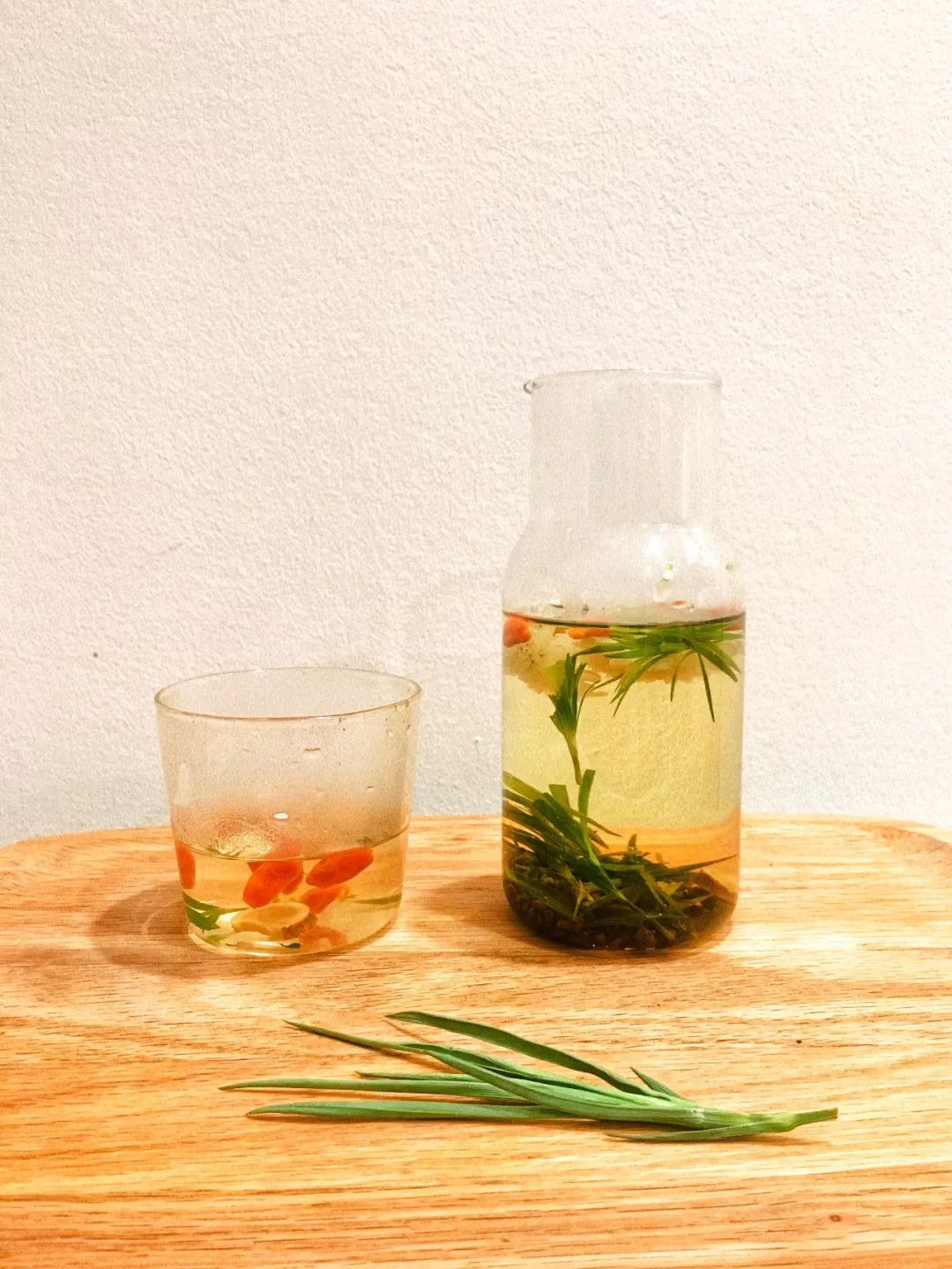 什么值得买：差旅必备的热水神器（有福利）、白领必备明目茶、适合熬夜*党**的藤茶