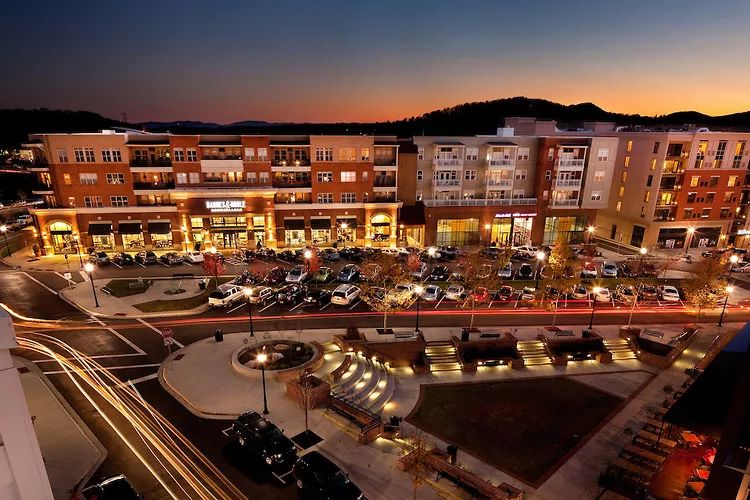 奥莱转型购物中心的想法,奥特莱斯购物中心改造