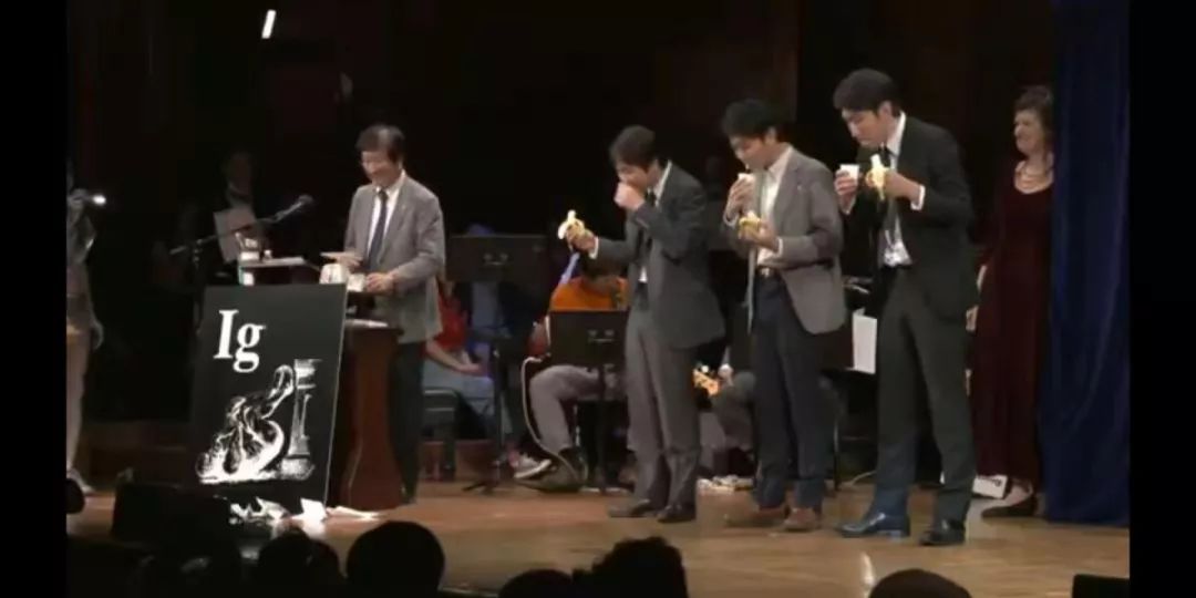 把会飞的小强做成冰箱贴……搞笑诺贝尔奖:我们真的是正经研究!