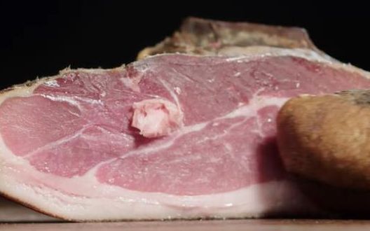 什么牌子的鲜花饼好吃最正宗,正宗鲜花饼的产地