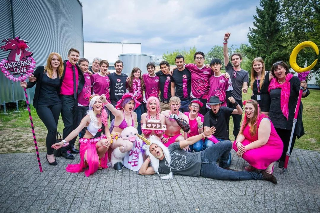 UOL故事：重生之我是独联体战队