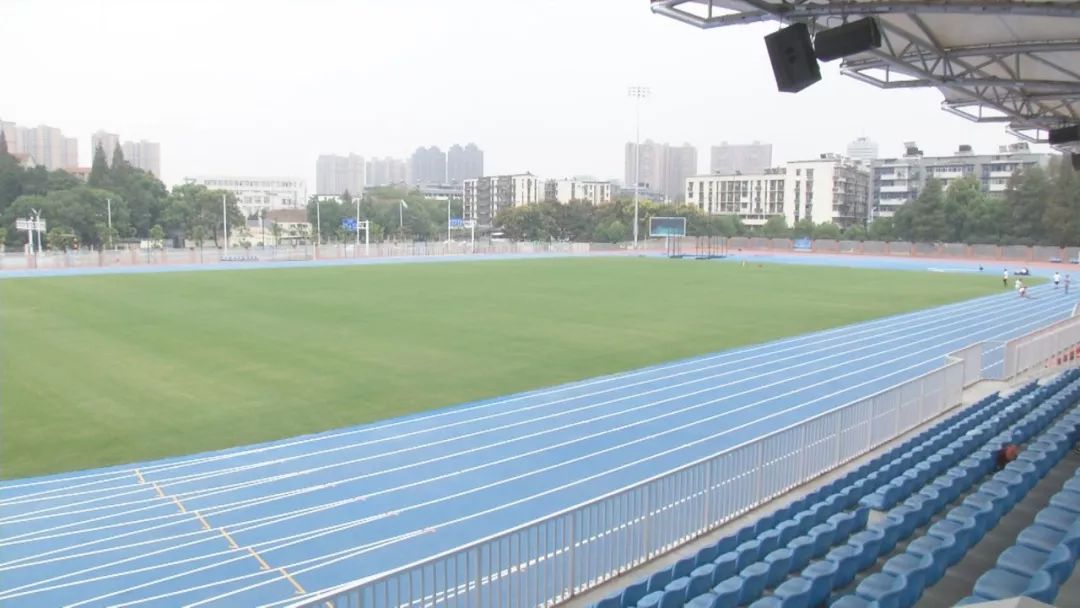 吴家山中学校园,东西湖吴家山新建高中