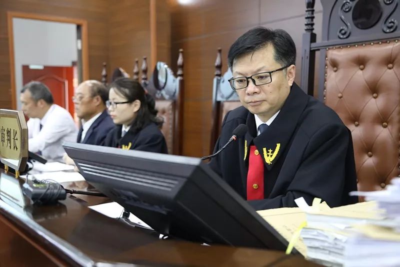 一粒减肥胶囊成本不到一毛,一粒药成本仅几毛