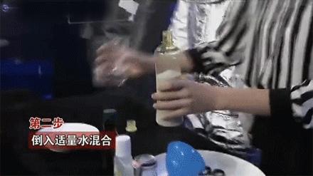 8岁的孩子眼球溶解事件,儿童眼睛被撞到黑眼球里淤血