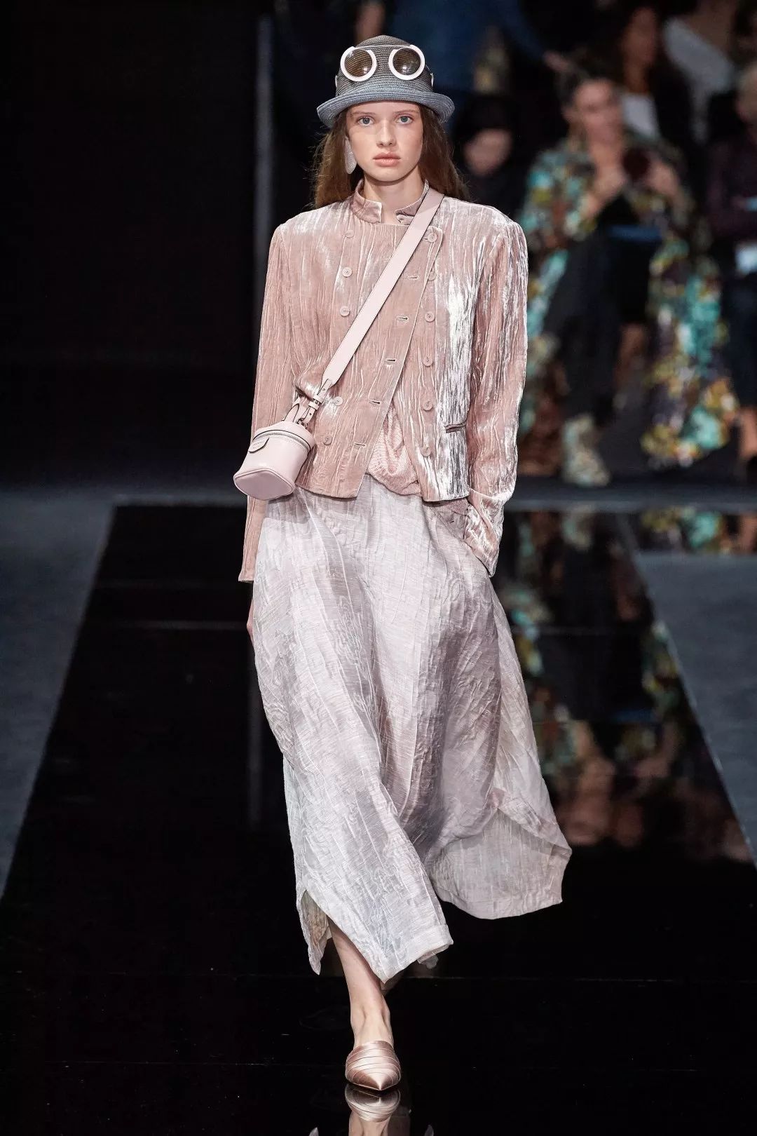 锁定每一个精彩时刻,锁定这8场秀就能包揽全年爆款