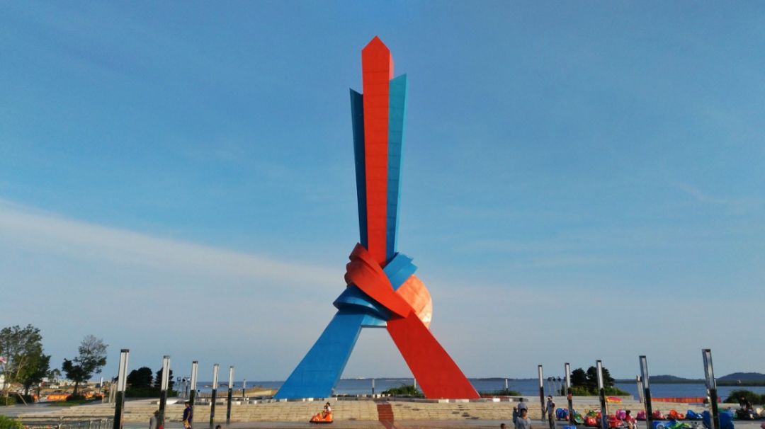 带你看防城港的美景,关于防城港风景的诗句