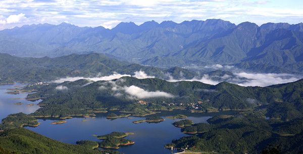 带你看防城港的美景,关于防城港风景的诗句