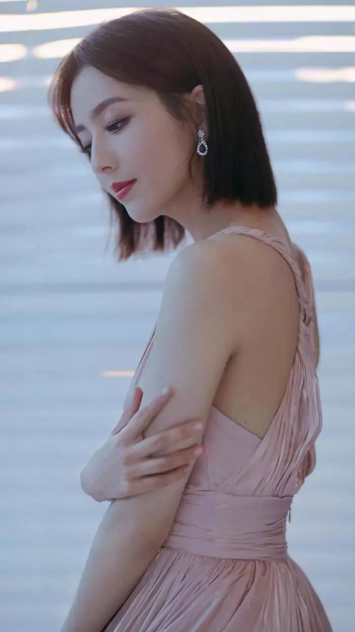 出轨门后的885天：佟丽娅，你变了