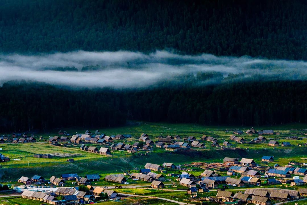 阿勒泰适合十月一去吗,阿勒泰值得一去的景点