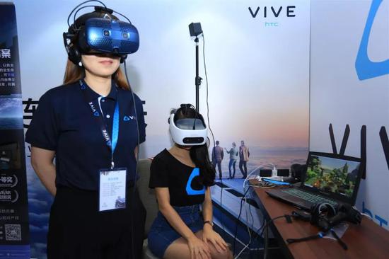 htcvivevr2019,htcvive2022