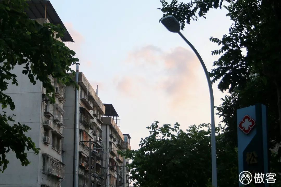 鍘﹂棬鏉炬煆缇庨鏀荤暐,鏉炬煆鍚冨枬鐜╀箰