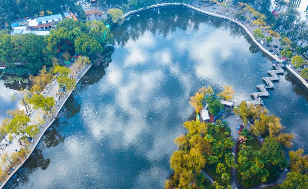 云南国庆黄金周首日,七天假期黄金周