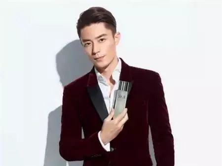 为什么要找男演员代言化妆品？？王一博、沈腾......真的都很灾难啊