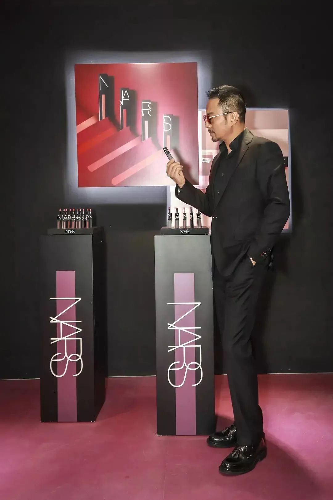 为什么要找男演员代言化妆品？？王一博、沈腾......真的都很灾难啊