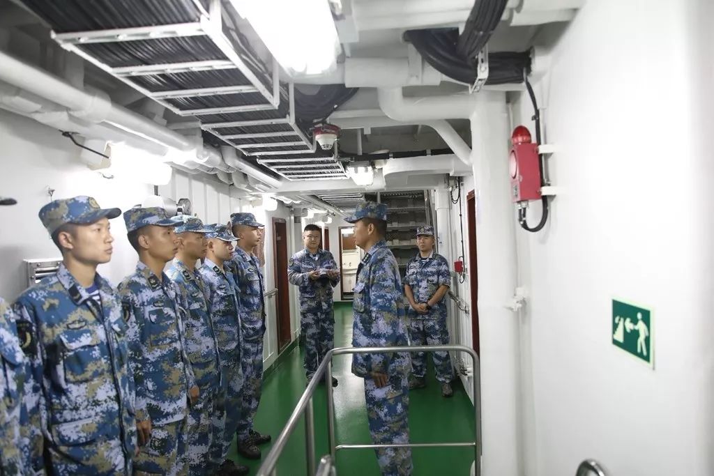 海军院校训练真实视频,海军战队训练真实视频