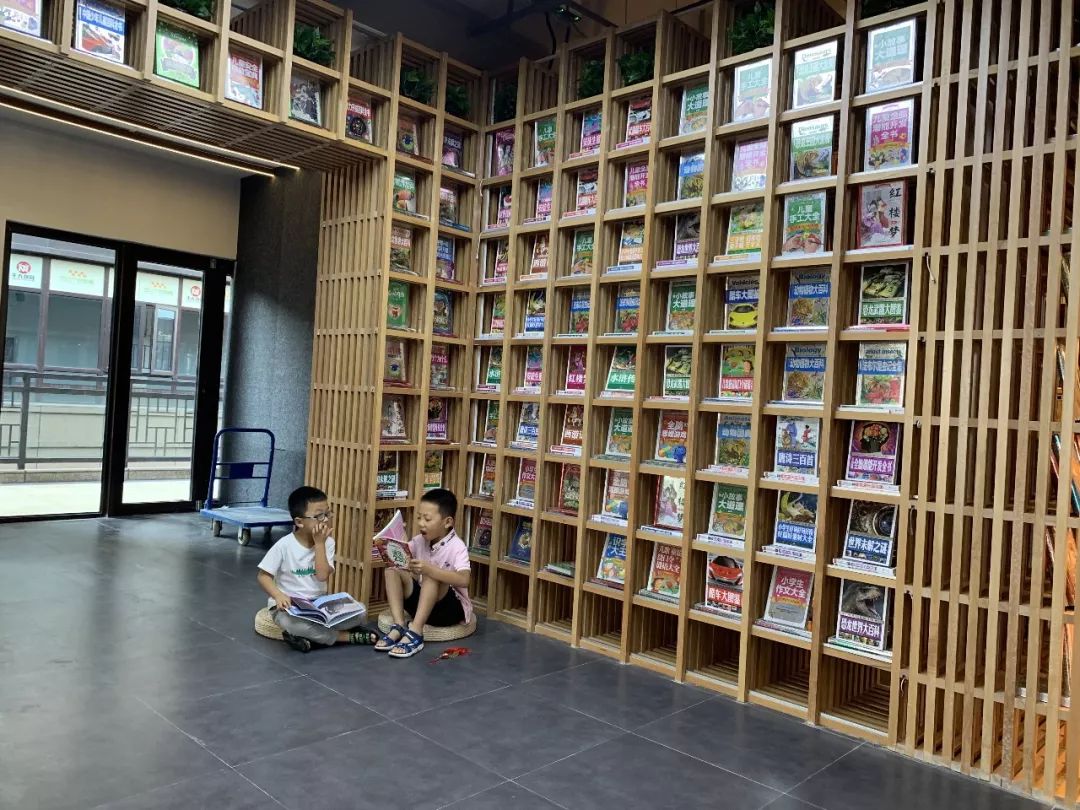 快来打卡华侨城,快来打卡文明城市又添新风景