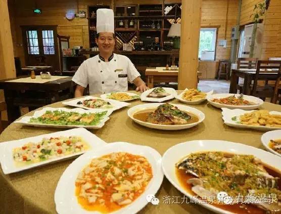 秋天适合去哪儿泡温泉,金秋养生温泉