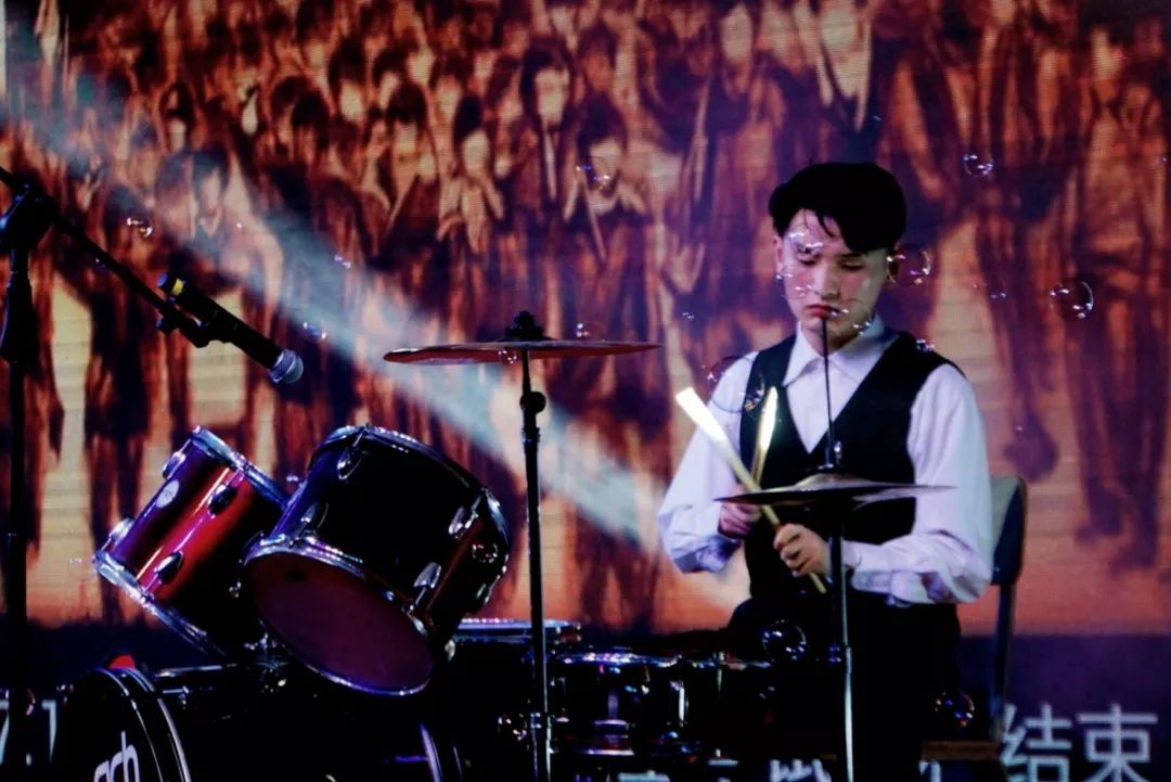 青春西航人共圆家国梦|西安航空学院庆祝新中国成立70周年暨2019年迎新晚会成功举办