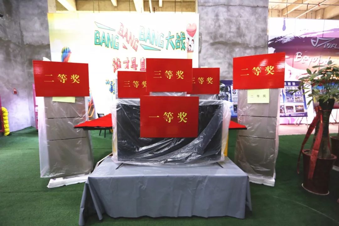 喀什蹦床乐园推荐,喀什鑫锐锋蹦床主题公园