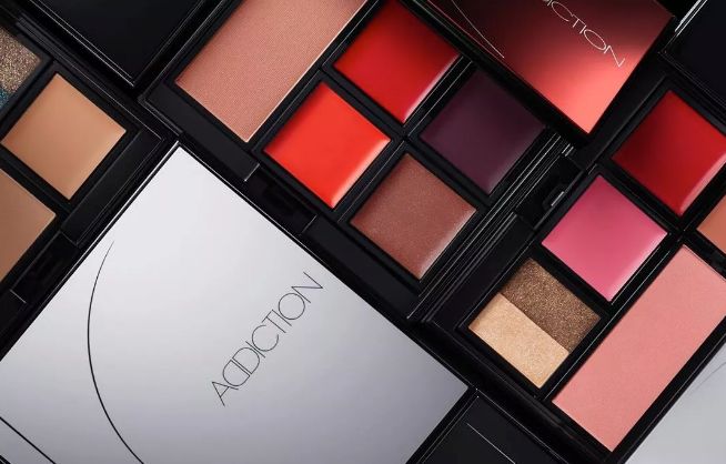 今秋必入的最夯彩妆品,今年不能错过的5个秋季彩妆新品