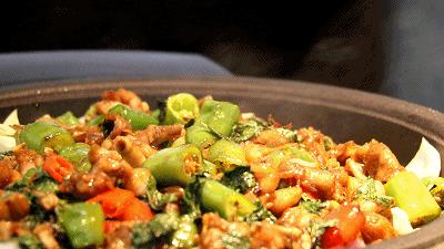 100元左右吃到豪华大餐！聚餐太合适！6款蛙锅！2款酸菜鱼！实力出众