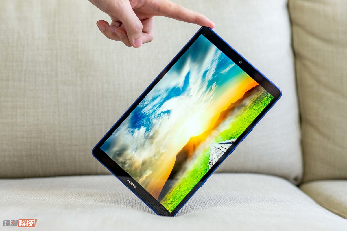 华为平板m6高能版跟普通版区别,华为平板m6高能版玩和平精英