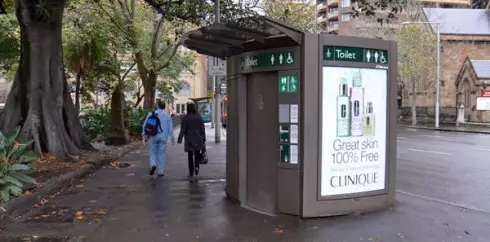 中国公厕惊呆外国人,中国公厕震惊老外