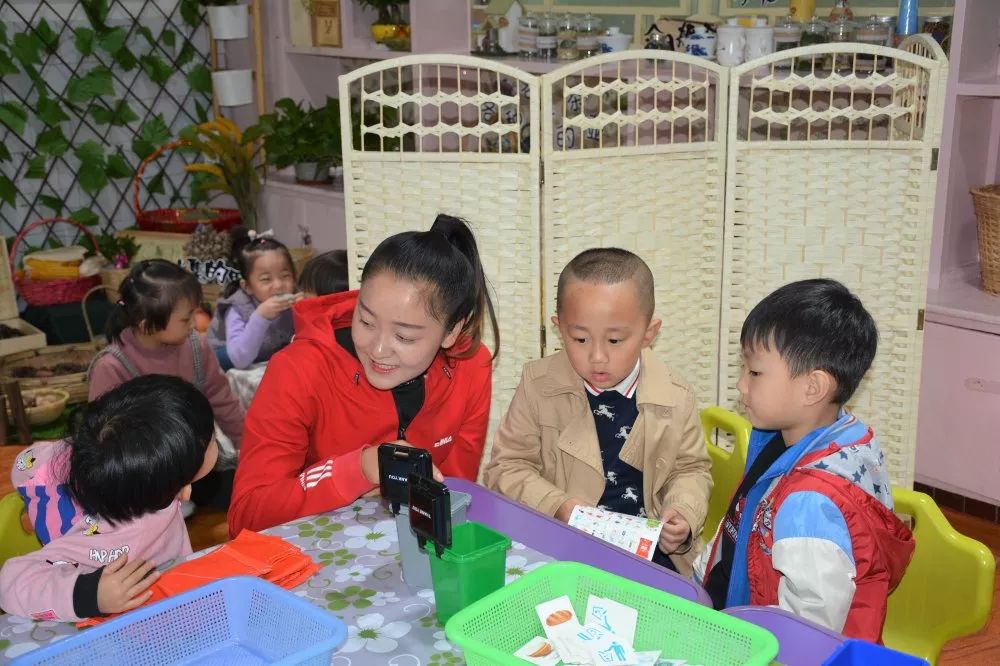 一花独放不是春百花齐放春满园——市实验幼儿园不断创新推进学前教育集团化办园模式