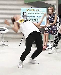 七岁小女孩学跳舞摔跤双腿瘫痪,7岁女孩练舞蹈截瘫现状