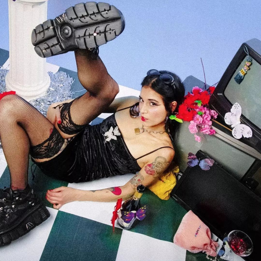 就想问问大家，“亚逼”怎么你了