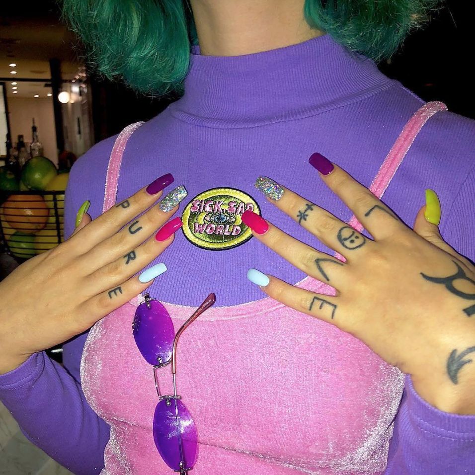 就想问问大家，“亚逼”怎么你了