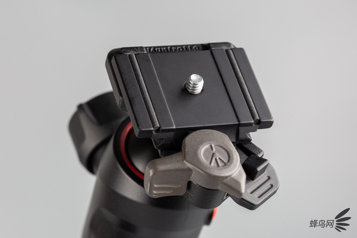 轻便性价比三脚架,轻便脚架